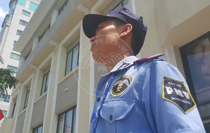 Nghề bảo vệ bị xem thường