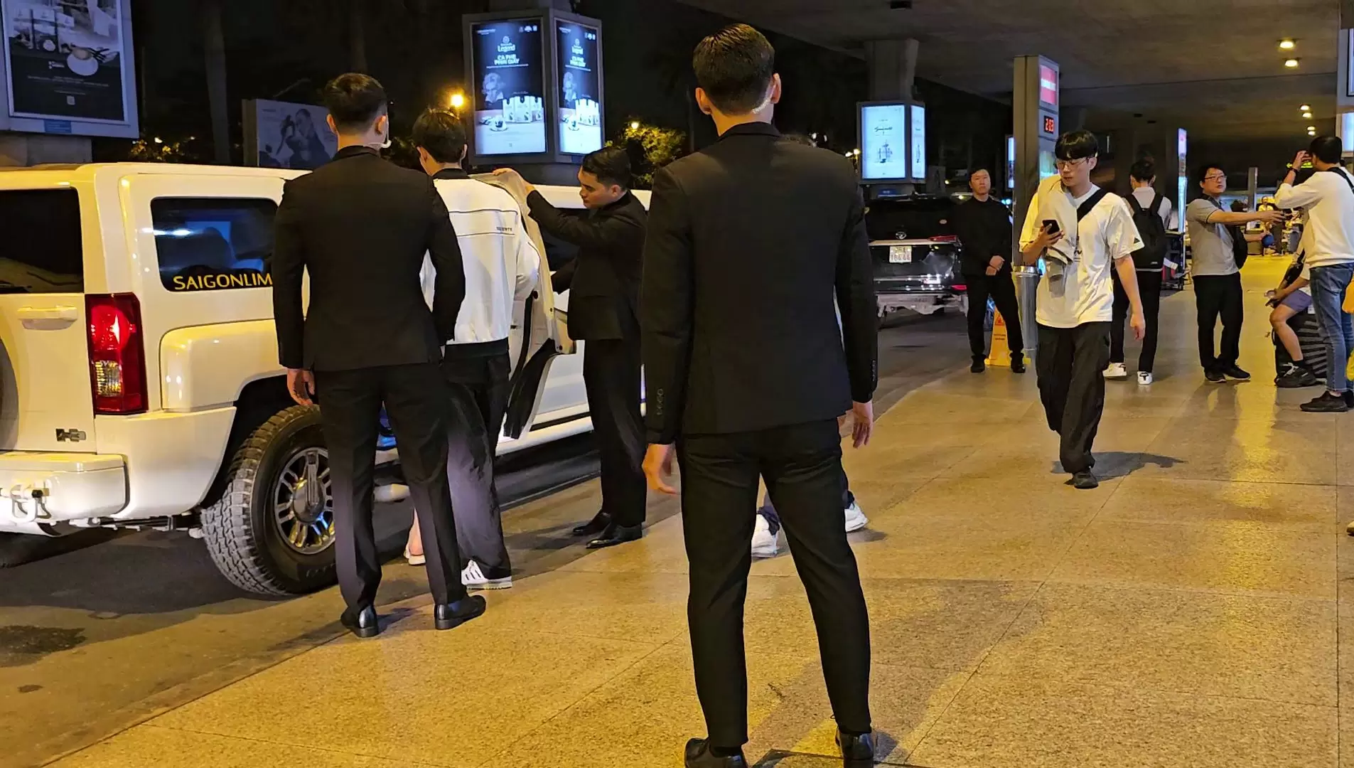 Dịch vụ vệ sĩ hộ tống